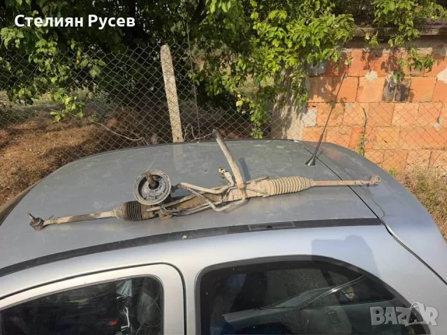 хидравлична рейка  за peugeot 206  1.4 hdi 67кс  - цена 30 евро  рейката от снимките   помпата за хи