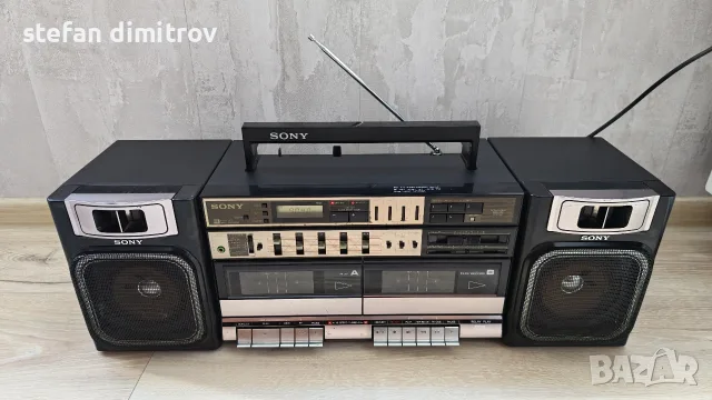 Sony CFS-W500L

 Boombox Stereo Cassette AM FM Radio Recorder Working, снимка 2 - Радиокасетофони, транзистори - 55674364