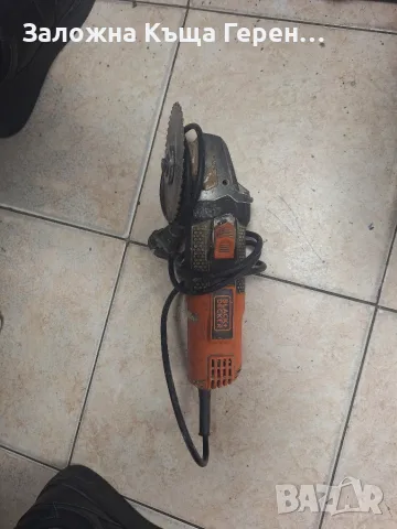 Малък флекс Black and Decker  BEG 220, снимка 2 - Ъглошлайфи - 55403428