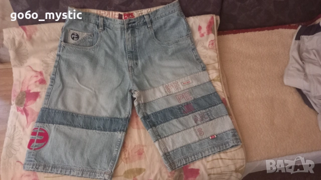 Дънки Pepe Jeans ( р-р 40 , което отговаря на "L" ) +