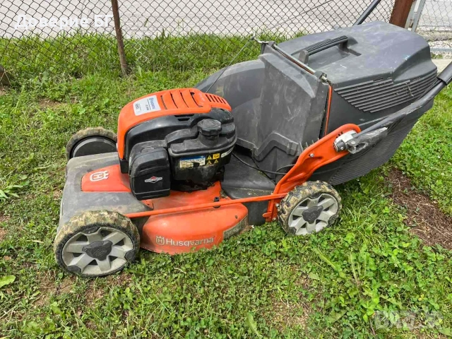 Бензинова самоходна косачка Husqvarna LC 348V, снимка 2 - Градинска техника - 54909484