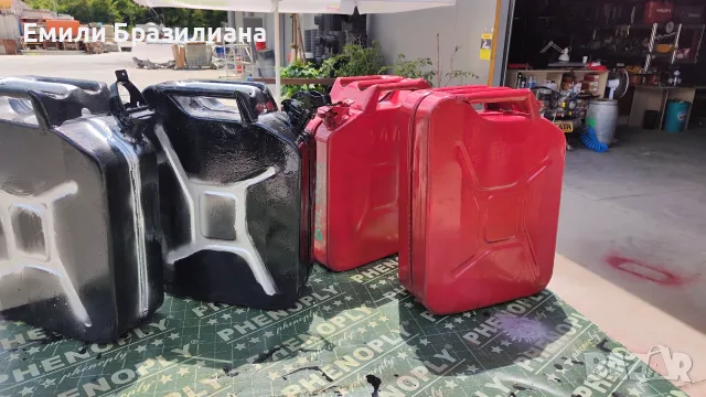 Воени ретро метални туби за гориво, снимка 3 - Индустриална техника - 55540896
