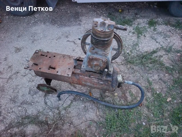 стар компресор работещ без мотор, снимка 2 - Компресори - 55600775