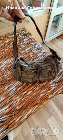 Продавам дамски чанти естествена кожа , снимка 8 - Чанти - 54207278