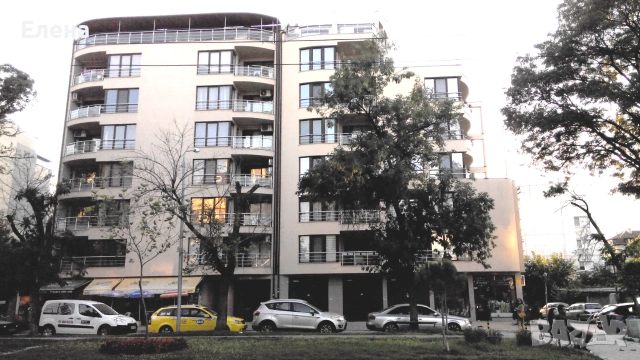 ГАРАЖ под наем на Македония 38, снимка 4 - Гаражи и паркоместа - 55052043