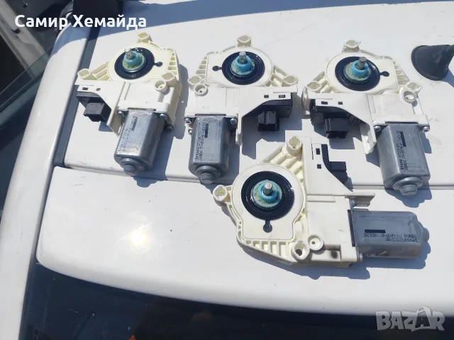 Мотори за стъкло вдигач на Ауди Q7 цена за брой 35 евро, снимка 6 - Части - 55377872