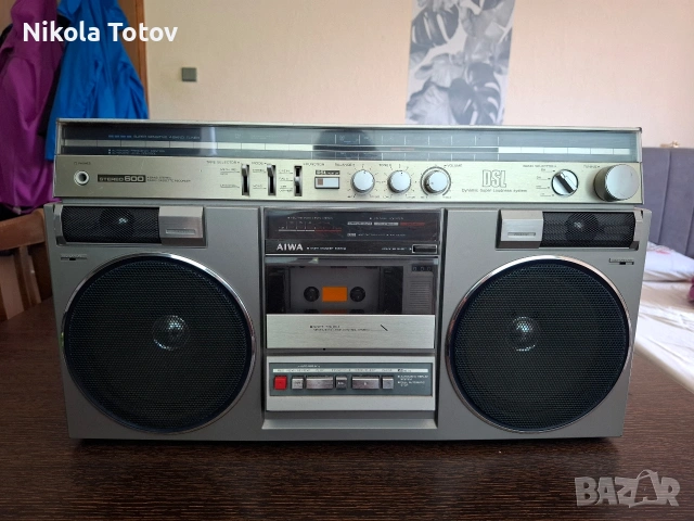 Продава се касетофон Aiwa Stereo 600. 