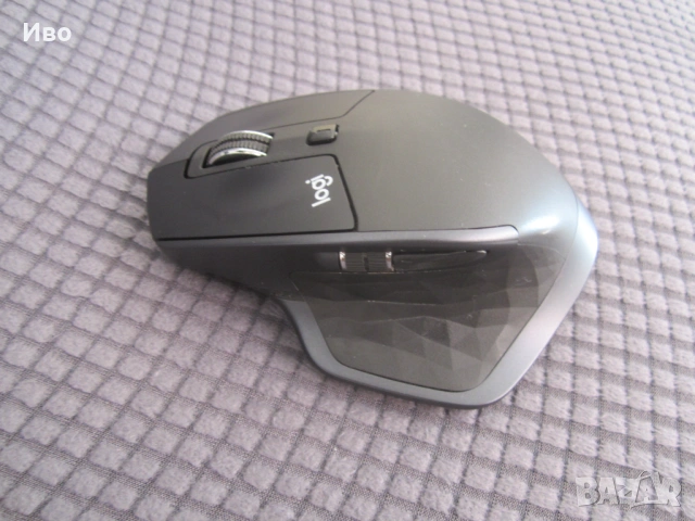 Logitech MX Master M-R0066 безжична блутут мишка, снимка 2 - Клавиатури и мишки - 54572832