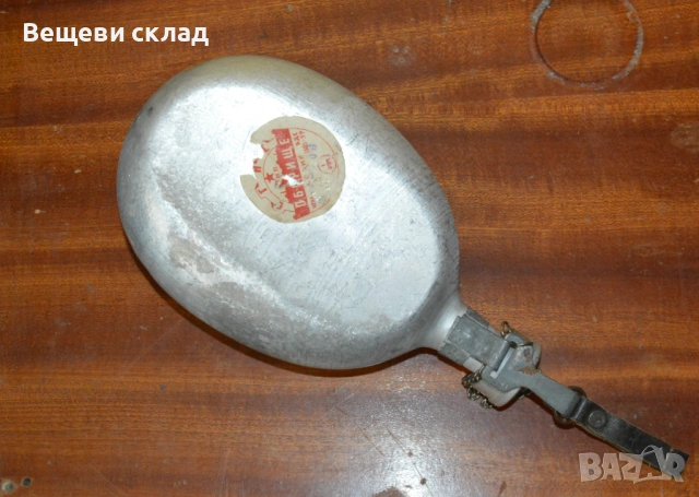 Военна манеркаот БНА, НОВА с носач за колана., снимка 2 - Антикварни и старинни предмети - 54822105