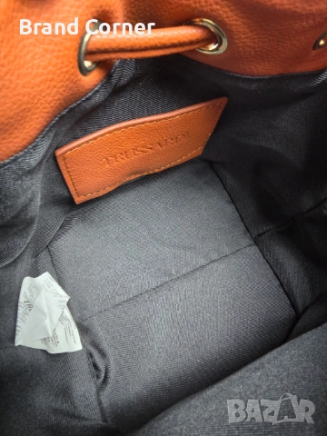 Нова дамска чанта Trussardi Jeans Secchiello Belgrado, снимка 6 - Чанти - 54410943