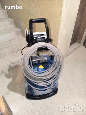 Продавам робот за басейн Zodiac 4WD