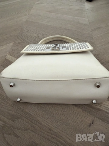 Дамска чанта Furla, снимка 4 - Чанти - 52183801