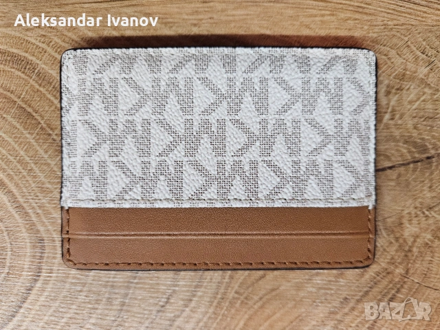 Оригинален Michael kors Cardholder / кардхолдър / Калъф за карти, снимка 2 - Портфейли, портмонета - 55217489