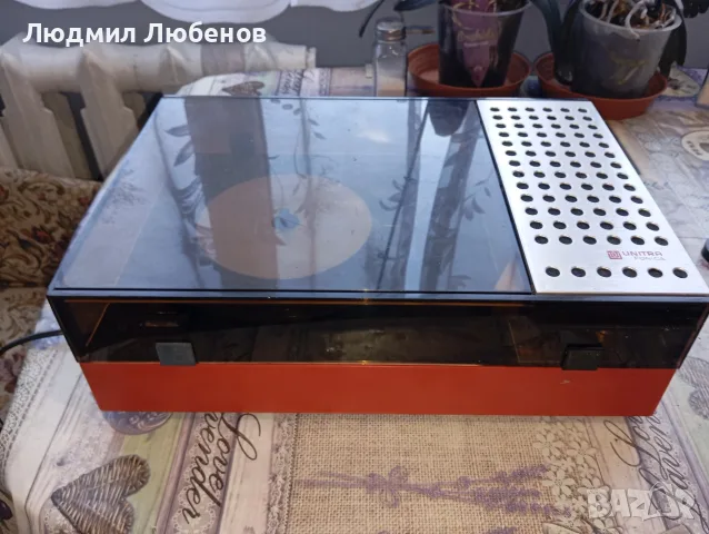 Грамофон Unitra WG 400 с вграден усилвател и говорител , снимка 5 - Грамофони - 55672382