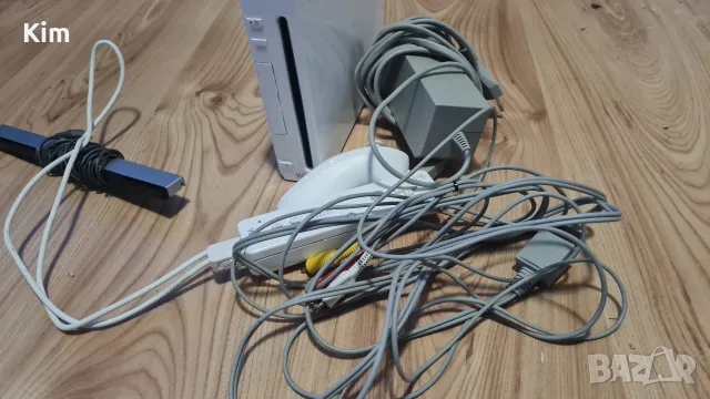 Nintendo Wii с контролер , снимка 2 - Nintendo конзоли - 55449844