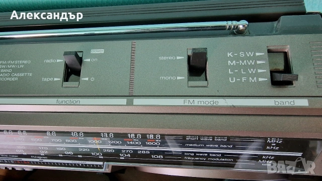 Радиокасетофон Sharp, снимка 11 - Радиокасетофони, транзистори - 54389998