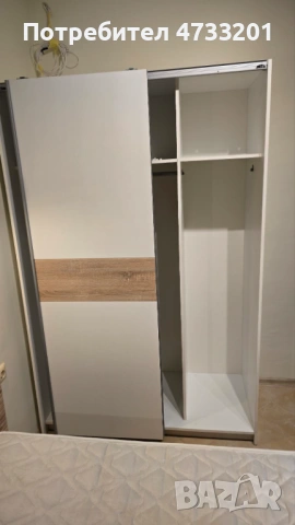 Гардероб, снимка 3 - Гардероби - 54164255