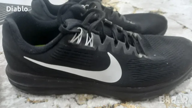 маратонки Nike 40 номер , снимка 2 - Маратонки - 55672266