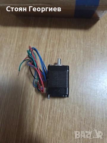 Чисто нов стъпков мотор 1.4Ncm(1.98oz.in) 0.2A 20x20x27.3mm 4 проводника, снимка 3 - Друга електроника - 54458236