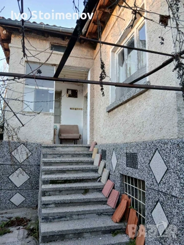 Къща с двор в с. Памидово, снимка 3 - Къщи - 55100045