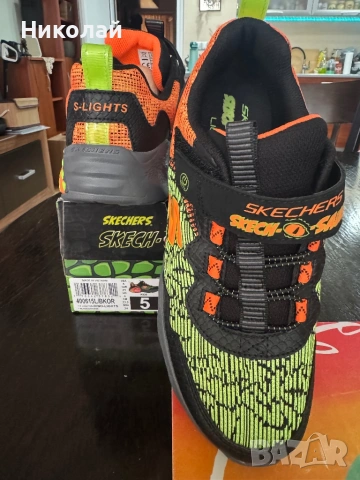 Маратонки Skechers Dino lights N 37, снимка 5 - Детски маратонки - 54730207