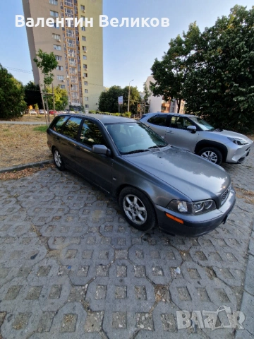 Volvo V40 1.9 D, снимка 8 - Автомобили и джипове - 54551433