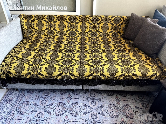 Продавам нова вълнена кувертюра с ръчно изработена вълнена дантела, снимка 7 - Покривки за легло - 54447730