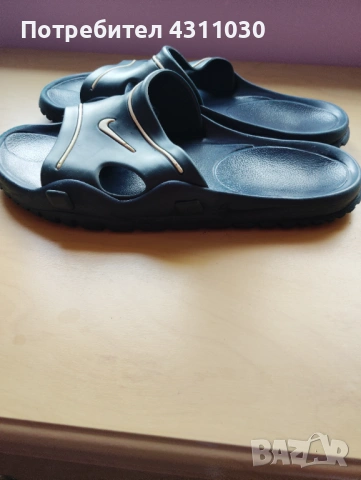 Мъжки джапанки Nike 45 номер, снимка 2 - Джапанки - 54193811