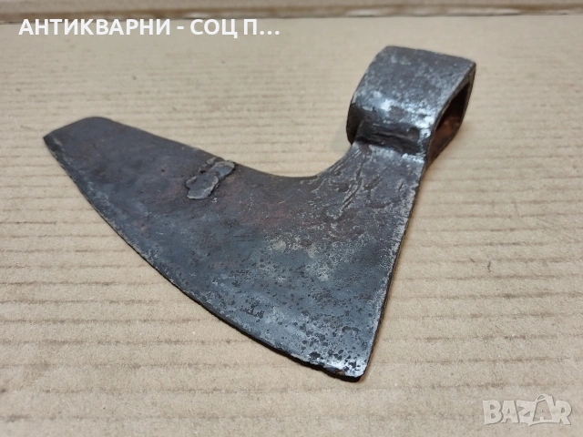 Стара Кована Брадва Кривица / 0,7 кг. / ИМА ЗАВАРКА И ПУКНАТИНА. / НОМЕР 1769., снимка 2 - Антикварни и старинни предмети - 53991514