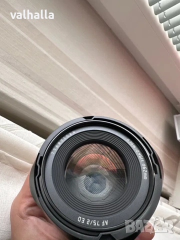 Обектив за sony FE TTartisan AF 75mm f2 -перфектен, снимка 3 - Друга електроника - 54585703