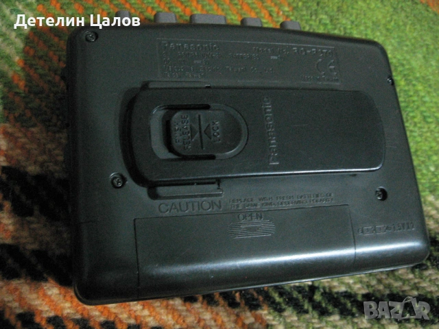 Портативен мини касетофон марка Panasonic модел модел RQ-P270, снимка 2 - Радиокасетофони, транзистори - 54671948