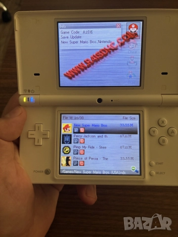 Nintendo DSi White + R4 Карта, снимка 3 - Nintendo конзоли - 55493400