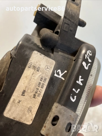 Дясна мъгла фар за мъгла за Mercedes CLK W209 Hella (2005) 2038201256, снимка 2 - Части - 55224142