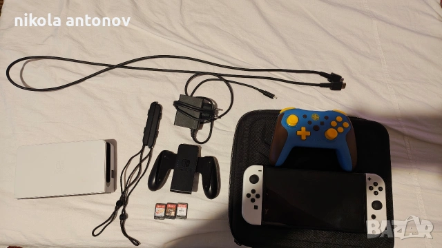 Nintendo switch OLED + игри и аксесоари ( пълен комплект )