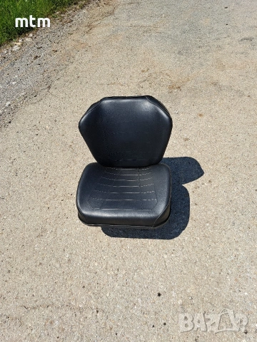 седалка , снимка 2 - Части - 55005333