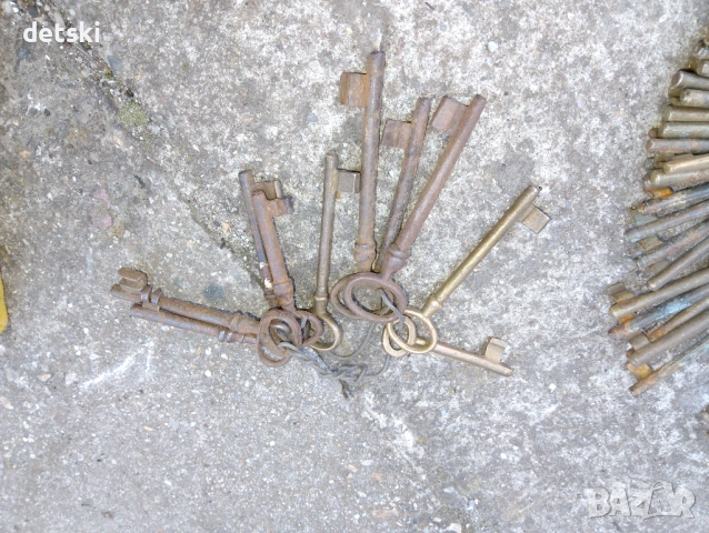 Стари ключове,ключ за стара брав,разни клчовеа, снимка 3 - Антикварни и старинни предмети - 54194681