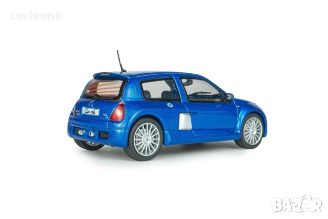 Renault Clio V6 2003 - мащаб 1:43 на Solido моделът е нов в PVC дисплей-кейс, снимка 6 - Колекции - 55148561