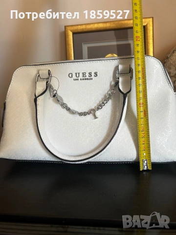 Дамска чанта Guess, снимка 5 - Чанти - 55012657