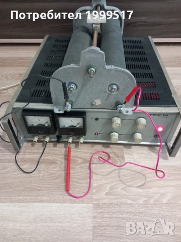 Лабораторен стабилизиран токоизправител ТЕС 14  30v  5a