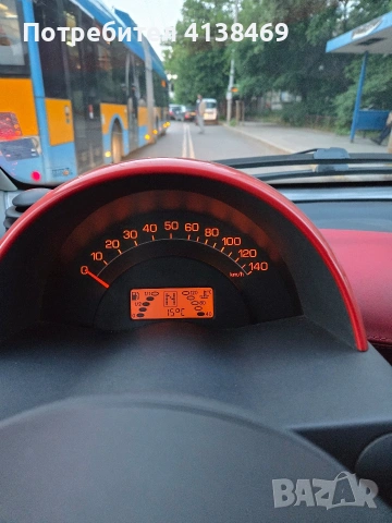 Продавам бензинов икономичен Smart Fortwo, снимка 6 - Автомобили и джипове - 54634804
