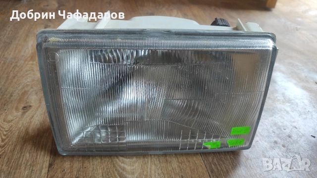 Десен фар за Renault 9