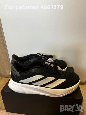 Нови маратонки Adidas , снимка 3 - Маратонки - 54969652