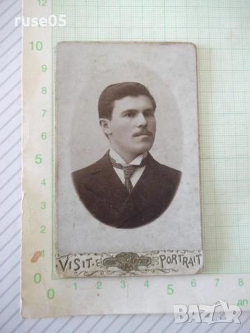 Снимка стара картон на на господин във фотостудио