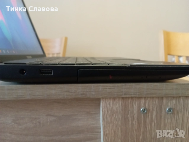 Продавам лаптоп Toshiba , снимка 2 - Лаптопи за дома - 54177024
