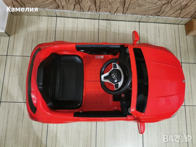 Акумулаторна кола Mercedes-Benz CLS 350, снимка 2 - Коли, камиони, мотори, писти - 54907122