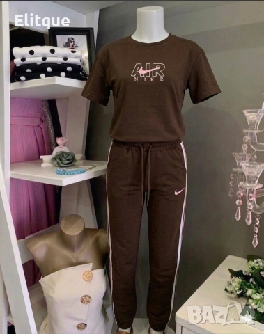 Спортен екип Nike Air (тениска и долнище) в кафяв цвят