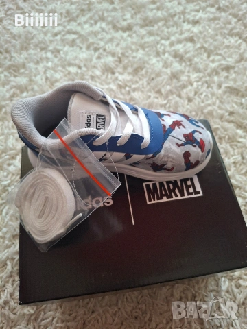 Нови оригинални маратонки Adidas Marvel, снимка 3 - Детски маратонки - 54442533