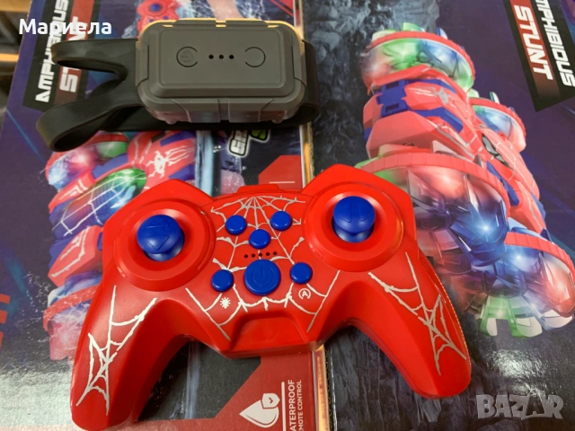 RC каскадьорска кола с 2 дистанционни / Spider Man, снимка 5 - Коли, камиони, мотори, писти - 54639991