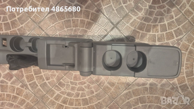 Подлакътник за Subaru Forester Sg 02-08, снимка 4 - Части - 55017096