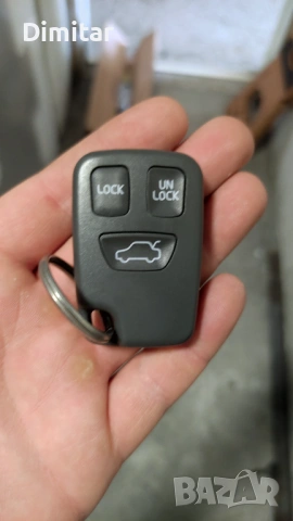 Дистанционно упраление за Volvo , снимка 2 - Аксесоари и консумативи - 54554385